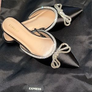 Express rhinestone flats
